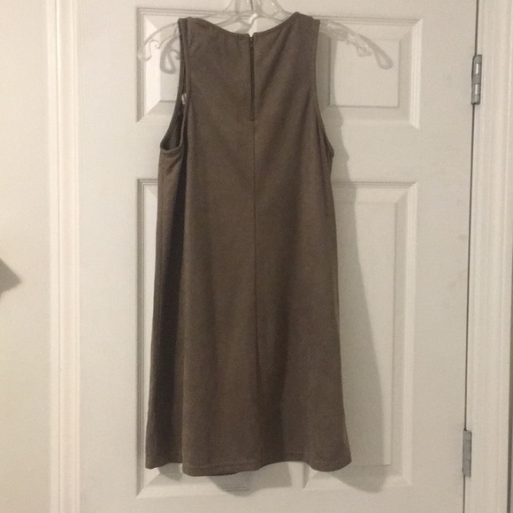 Shift Dress - Picture 2 of 3
